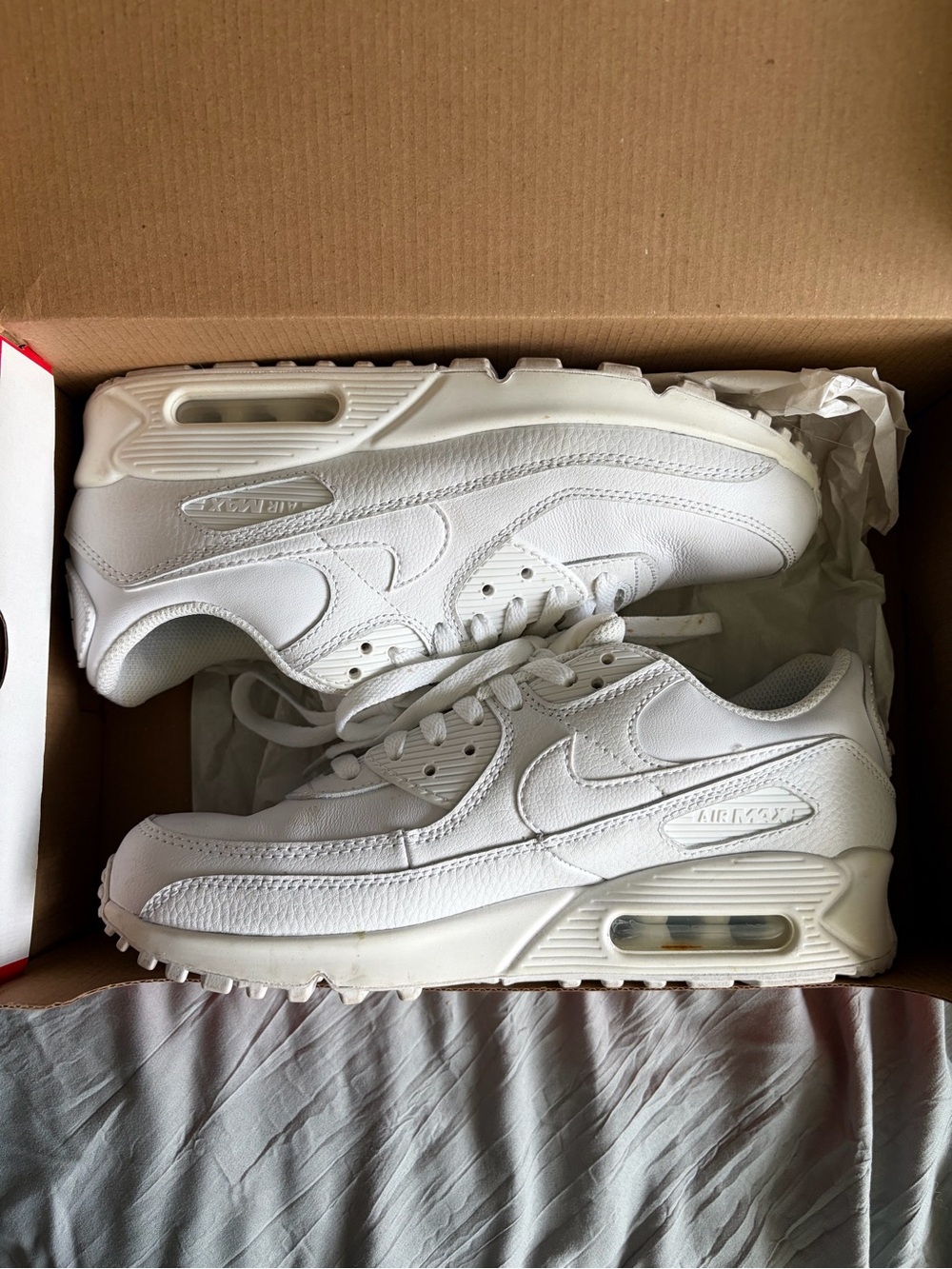 Nike White Leather Air Max 90 Sneakers